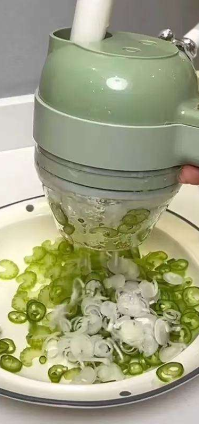 Multi-Function Garlic Crusher & Slicer for Kitchen